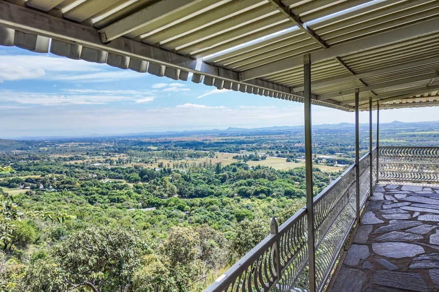 7 Bedroom Property for Sale in Waterkloof A H North West